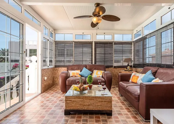 Naranja Mit Beheiztem Pool Und Meerblick By Interhome Nyaraló *