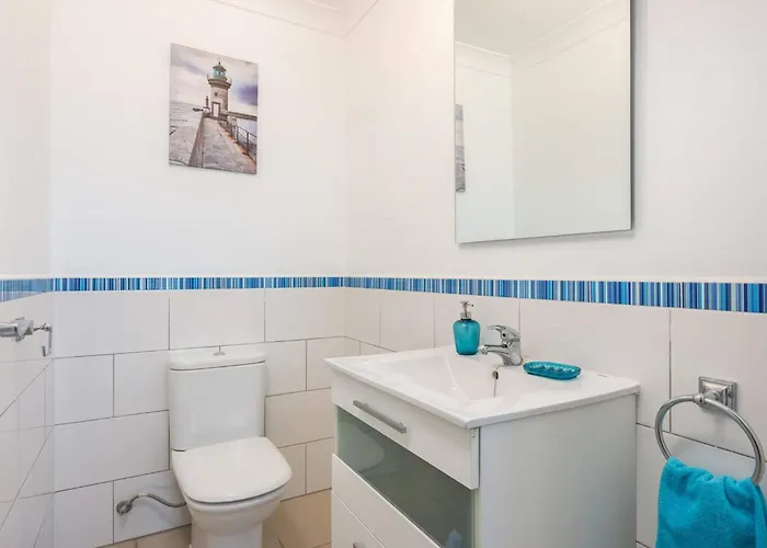 Nyaraló Naranja Mit Beheiztem Pool Und Meerblick By Interhome *