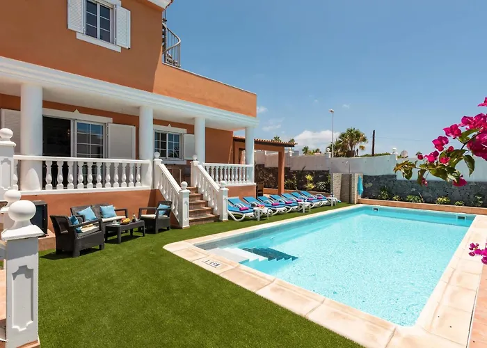 Naranja Mit Beheiztem Pool Und Meerblick By Interhome Nyaraló Callao Salvaje